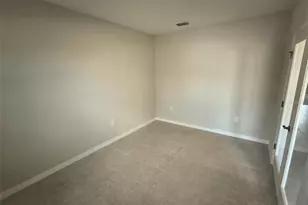 45 Wellwood Ln, Palm Coast, FL 32164 - Photo 4
