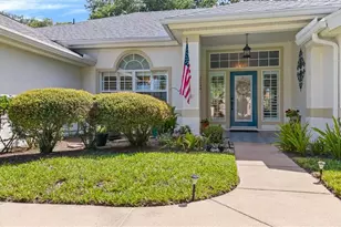 52 Southlake Dr, Palm Coast, FL 32137 - Photo 2