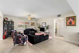 275 Indigo Dr, Daytona Beach, FL 32114 - Photo 2