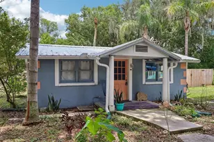 521 S 9th St, Crescent City, FL 32112 - Photo 2