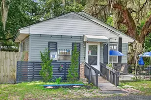 3323 St Johns Ave, Palatka, FL 32177 - Photo 1