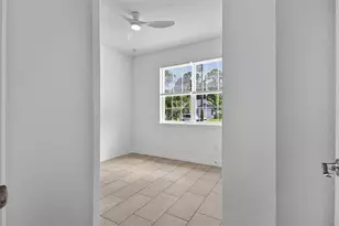 14 Ullynn Pl, Palm Coast, FL 32164 - Photo 8