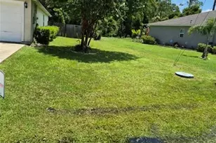 9 Sleepy Hollow Trail, Palm Coast, FL 32164 - Photo 2
