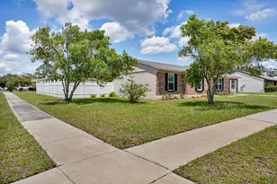 8149 Justin Rd S, Jacksonville, FL 32210 - Photo 4