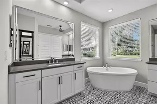 38 New Leatherwood Dr, Palm Coast, FL 32137 - Photo 4
