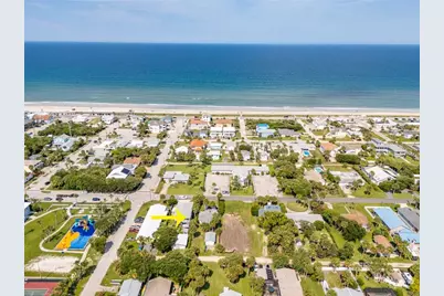 904 S Daytona Avenue, Flagler Beach, FL 32136 - Photo 2