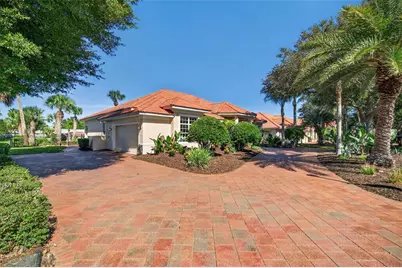 8 Old Oak Drive N, Palm Coast, FL 32137 - Photo 6