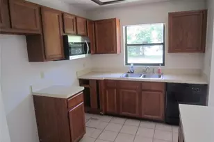 113 W Washington, Deland, FL 32720 - Photo 12