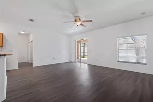 54 Parkview Dr, Palm Coast, FL 32164 - Photo 4