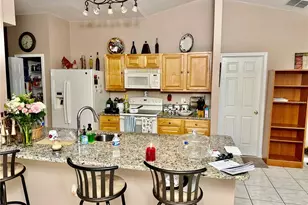 68 Riverview Dr, Palm Coast, FL 32164 - Photo 10
