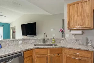 25 Rockingham Ln, Palm Coast, FL 32164 - Photo 4