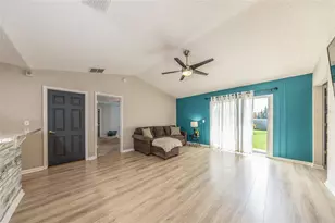 25 Rockingham Ln, Palm Coast, FL 32164 - Photo 8