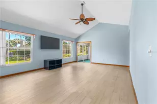 104 Shoal Creek Cir, Daytona Beach, FL 32114 - Photo 10