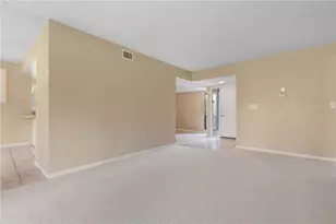 37 Hembury Ln, Palm Coast, FL 32137 - Photo 12