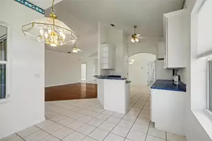 40 Columbia Ln, Palm Coast, FL 32137 - Photo 8