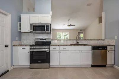 19 Burrel Place, Palm Coast, FL 32137 - Photo 10
