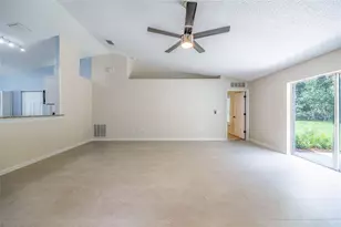 19 Burrell Pl, Palm Coast, FL 32137 - Photo 18
