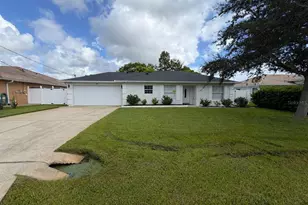24 Felwood Ln, Palm Coast, FL 32137 - Photo 1
