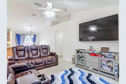 8 Bainbridge Lane, Palm Coast, FL 32137 - Photo 16