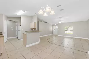 39 Pinwheel Ln, Palm Coast, FL 32164 - Photo 10