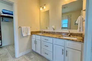 8 Moody Dr, Palm Coast, FL 32137 - Photo 12