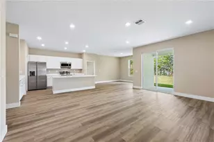 7 Upland Pl, Palm Coast, FL 32164 - Photo 4