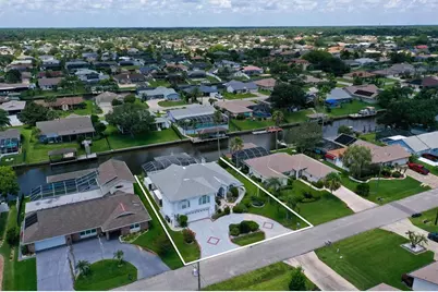 12 Cloverdale Court S, Palm Coast, FL 32137 - Photo 4