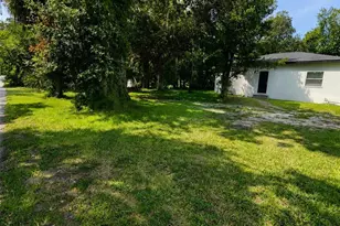 547 Live Oak Ave, Daytona Beach, FL 32114 - Photo 1