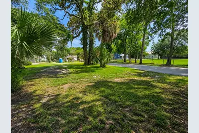 547 Live Oak Avenue, Daytona Beach, FL 32114 - Photo 4