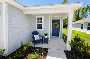 9 Dilly Ct, Palm Coast, FL 32164 - Photo 2
