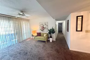42 Club House Dr, Palm Coast, FL 32137 - Photo 12