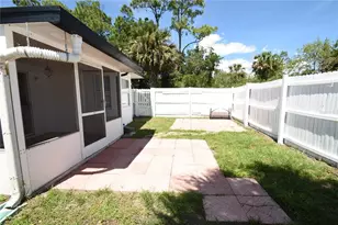 90 Sleepy Hollow Trail, Palm Coast, FL 32164 - Photo 2
