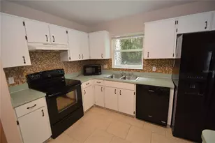 90 Sleepy Hollow Trail, Palm Coast, FL 32164 - Photo 18