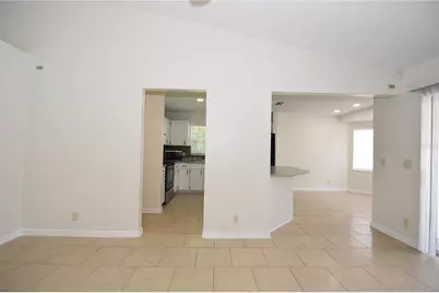 90 Sleepy Hollow Trail, Palm Coast, FL 32164 - Photo 8