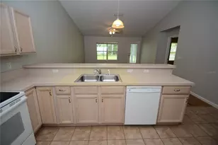 37 Eton Ln, Palm Coast, FL 32164 - Photo 6
