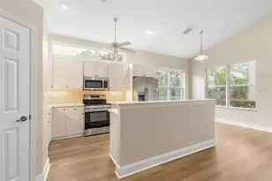21 Village View Dr, Palm Coast, FL 32137 - Photo 8
