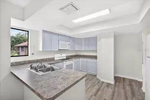 22 Oxford Ln, Palm Coast, FL 32137 - Photo 12