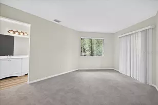 22 Oxford Ln, Palm Coast, FL 32137 - Photo 16