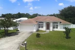 7 Phoenix Ln, Palm Coast, FL 32164 - Photo 2