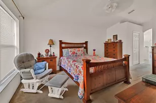 7 Phoenix Ln, Palm Coast, FL 32164 - Photo 14