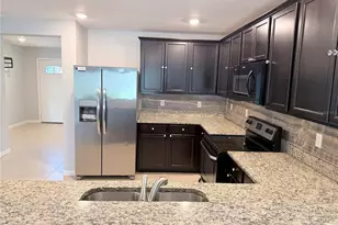 8690 Lake George Cir E, Macclenny, FL 32063 - Photo 2