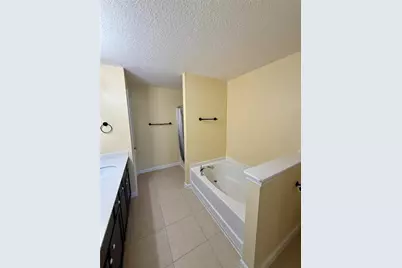 8690 Lake George Circle E, Macclenny, FL 32063 - Photo 22