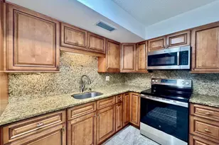 2727 N Atlantic Ave, Daytona Beach, FL 32118 - Photo 6