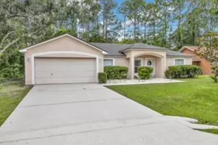 27 Patric Dr, Palm Coast, FL 32164 - Photo 1