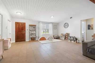 107 Burroughs Drive, Palm Coast, FL 32137 - Photo 8