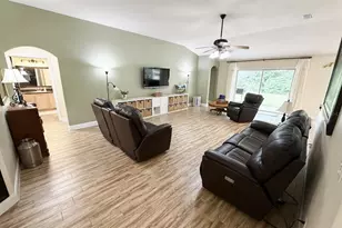 1 Sleeping Beauty Pl, Palm Coast, FL 32164 - Photo 2