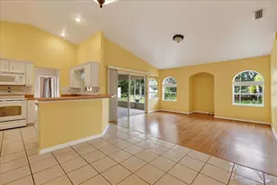 28 Princeton Ln, Palm Coast, FL 32164 - Photo 2