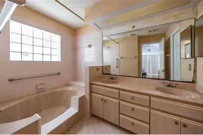 29 Cherokee Court W, Palm Coast, FL 32137 - Photo 12