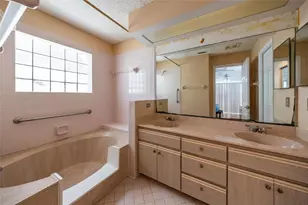 29 Cherokee Ct W, Palm Coast, FL 32137 - Photo 12