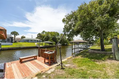 29 Cherokee Court W, Palm Coast, FL 32137 - Photo 8